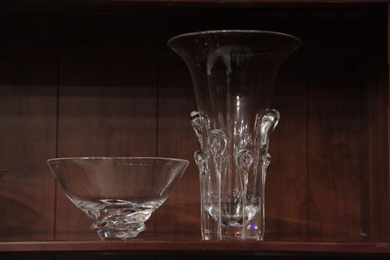 TWO PIECES OF STEUBEN CRYSTAL  110463