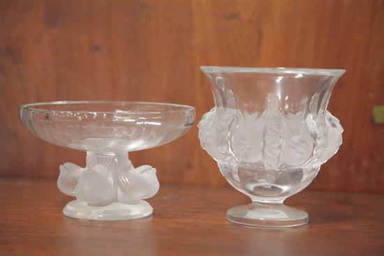 TWO PIECES OF LALIQUE CRYSTAL  11047c