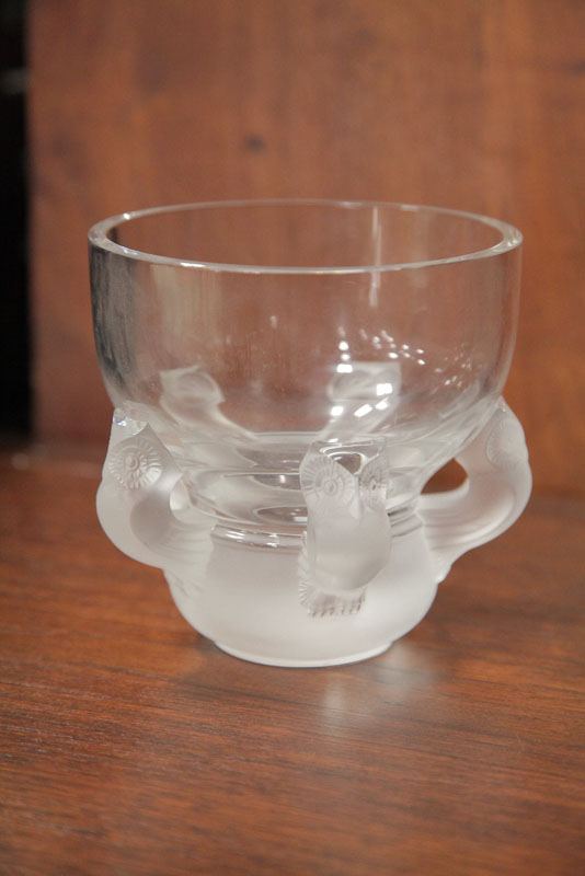LALIQUE VASE. Clear glass bowl with