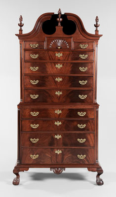 Chippendale Style Chest on Chest 110f50
