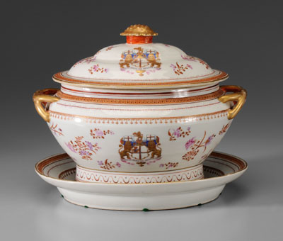 Export Style Porcelain Tureen possibly 110f71