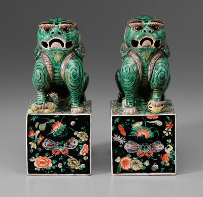 Pair Famille Verte Porcelain Buddhist 1111a1