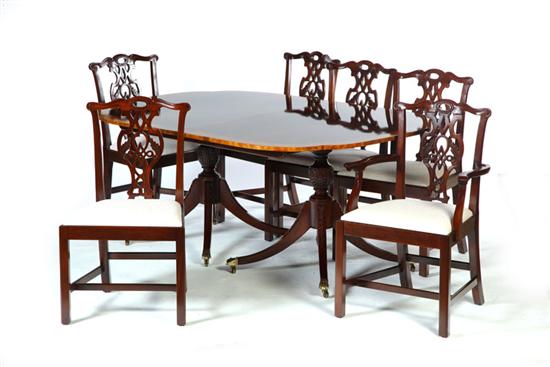 SIX CHIPPENDALE STYLE CHAIRS AND 1115c0