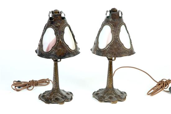 PAIR OF ALADDIN TABLE LAMPS American 111621