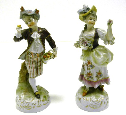 Matching porcelain figurines  courting