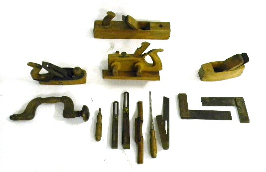 Assortment of fourteen wooden tools