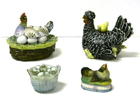 Chicken Egg basket figures four 10f27a