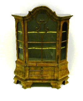 Baroque miniature cabinet with 10f305