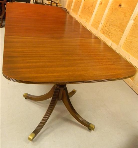 Federal style dining table  oblong