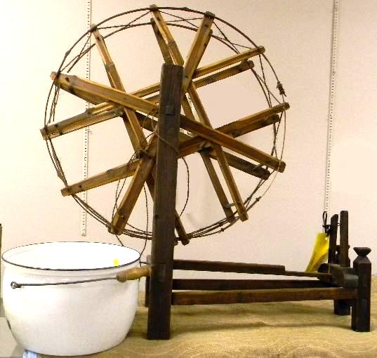 20th C. Chinese single reel bamboo wheel