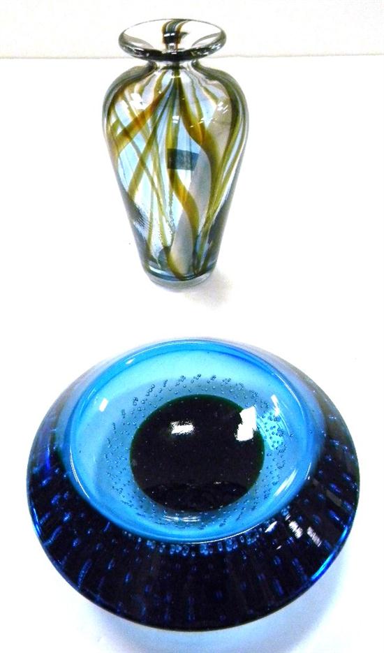 Two pieces Contemporary blown glass  10fee4