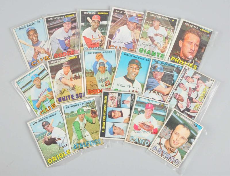 Lot of 17: Topps 1967 Baseball Cards.
