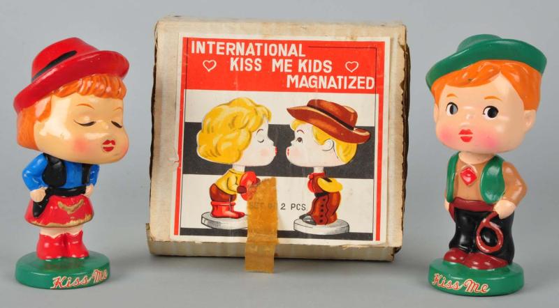 International Kiss Me Kids Bobbing