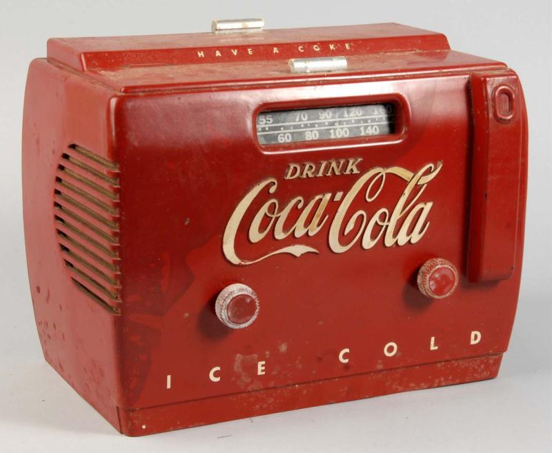 Coca-Cola Cooler Radio. 
Description