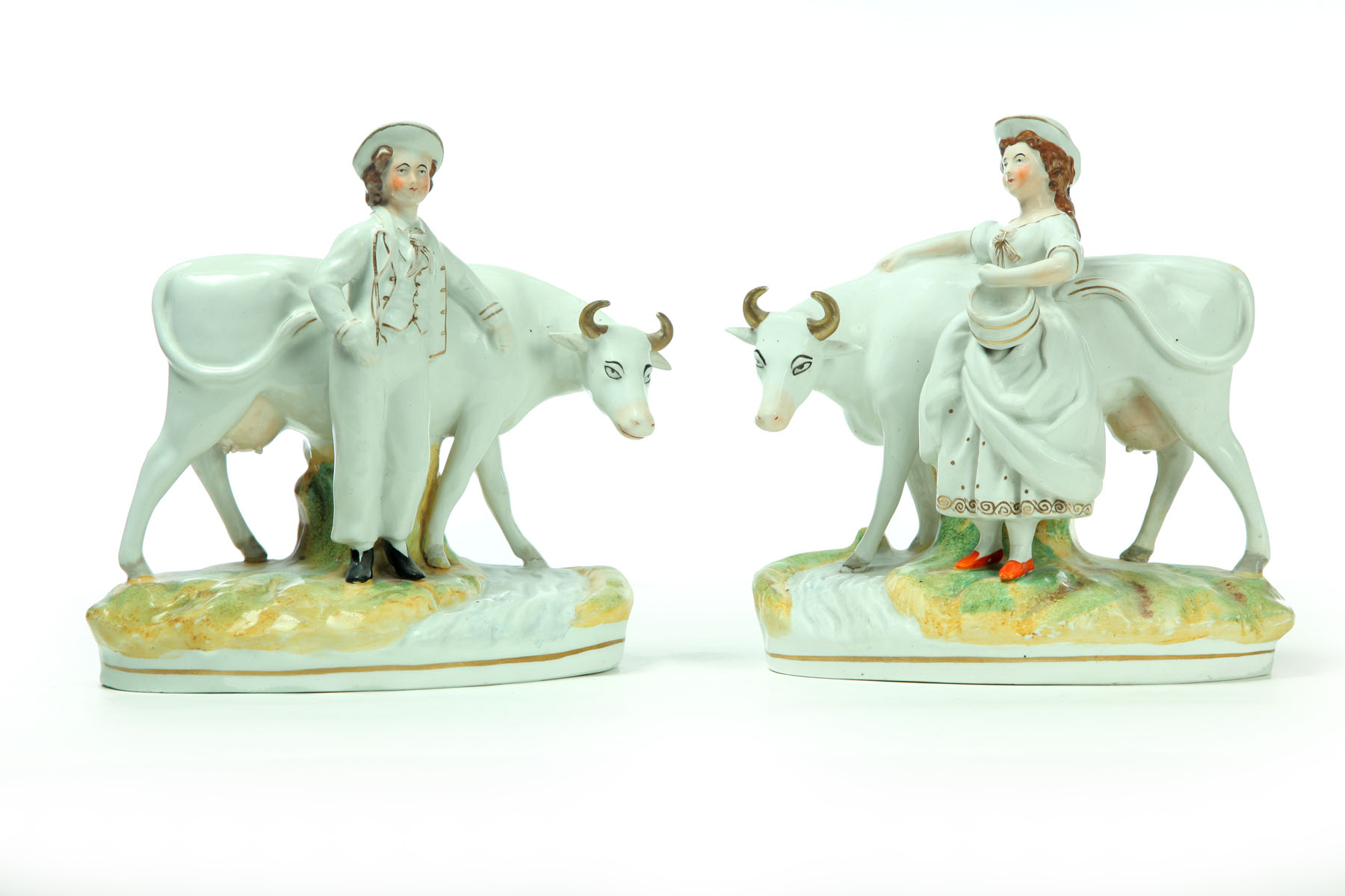 PAIR OF STAFFORDSHIRE COWS England 1136d4