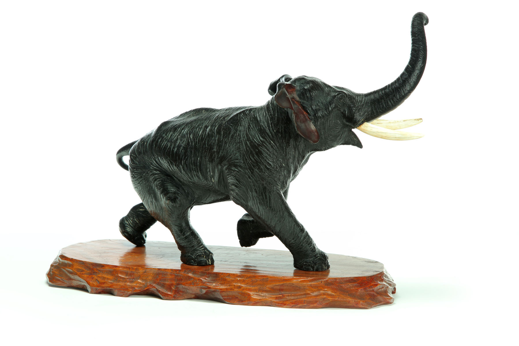 BRONZE ELEPHANT (JAPAN  EARLY 20TH CENTURY).