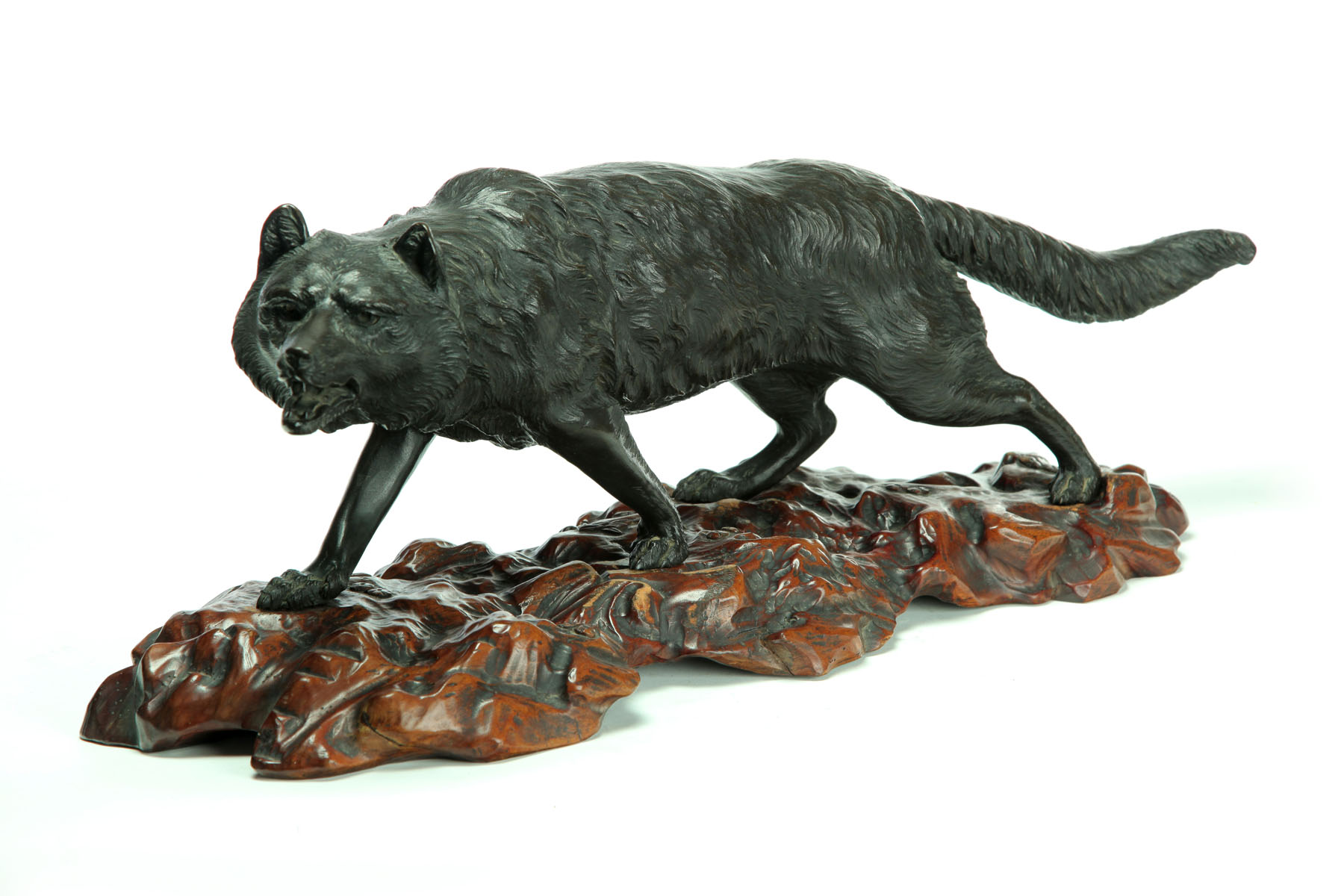 BRONZE WOLF (JAPAN  EARLY 20TH CENTURY).