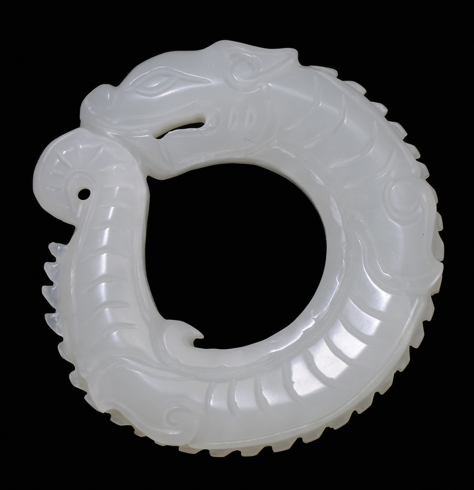 White Jade Dragon Pendant Chinese  113b8a