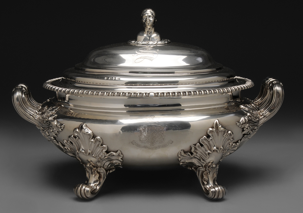 Fine English Silver Covered Tureen  113c1a