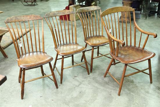 SET OF FOUR WINDSOR CHAIRS Pine 111d1e