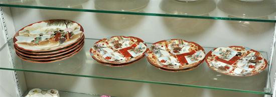 SATSUMA PLATES Ten plates including 114eb0