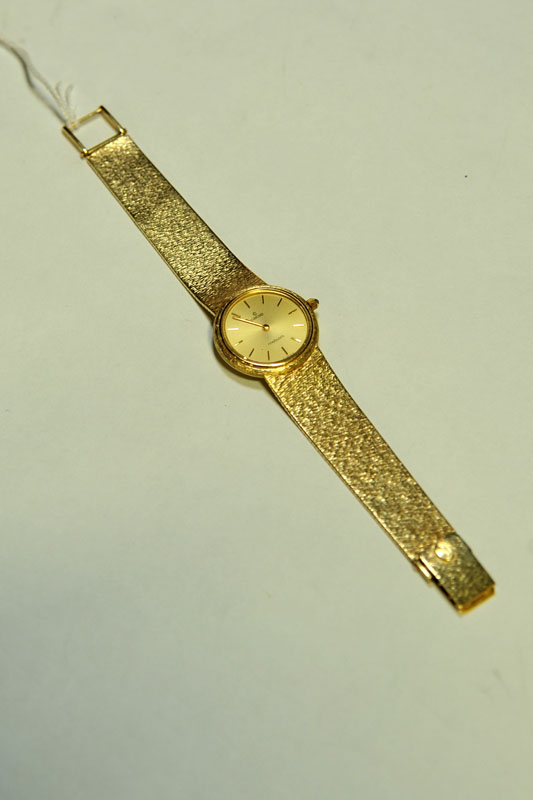 LADIES 14K GOLD WATCH. Concord