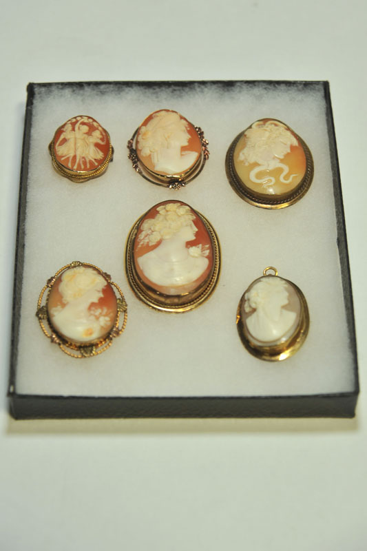 SIX CAMEO BROOCHES All late 19th early 114f31