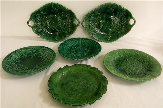 Green Majolica two matching oval 11529d