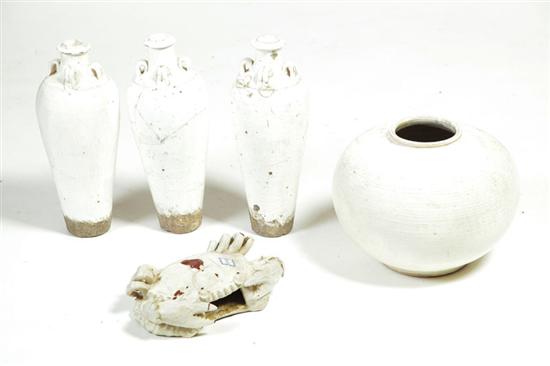 FIVE POTTERY PIECES Asian 20th 115cf6