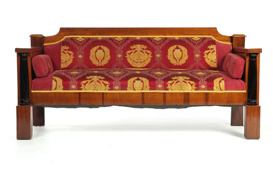 BIEDERMEIER SOFA European 2nd 115d59