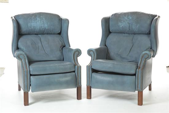 PAIR OF CHIPPENDALE STYLE WINGBACK 115ea0