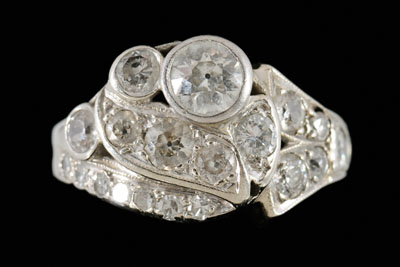 Vintage cluster diamond ring, set with