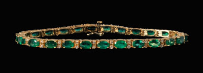 Emerald and diamond bracelet, set
