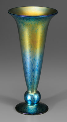 Lundberg art glass vase trumpet 114953