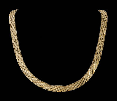 14 kt. gold necklace, flat woven with
