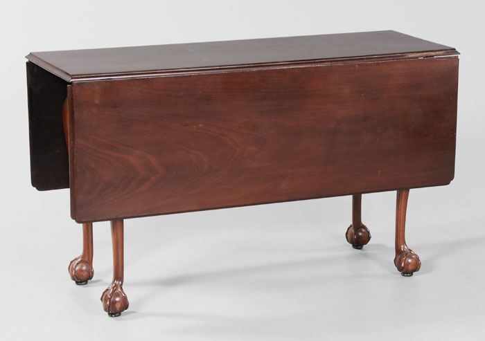 Fine American Chippendale Table 114a90