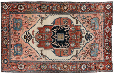 Serapi or Bakshaish carpet, large