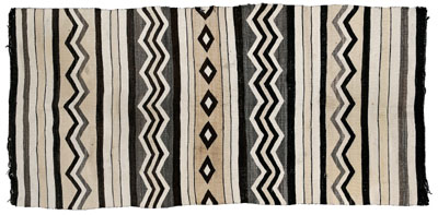 Navajo Chinle rug, bands of wavy lin