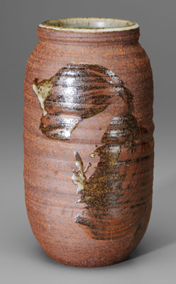 Black Mountain stoneware vase  117c1b