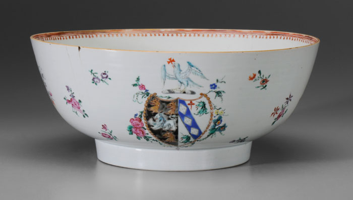 Chinese Export Armorial Bowl 18th 117dd0