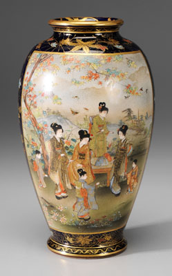 Satsuma Earthenware Vase Japanese  117f7d