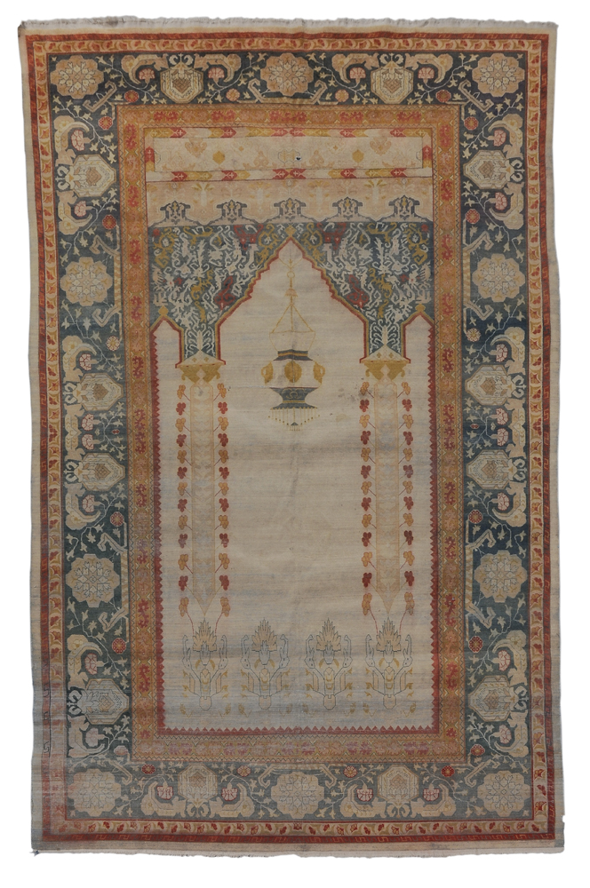 Finely Woven Agra Carpet Indian  118997