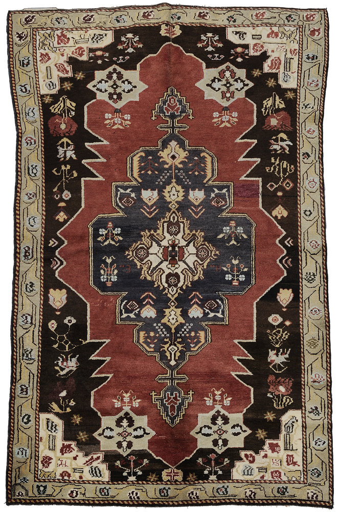 Oushak Rug Turkish, late 20th century,