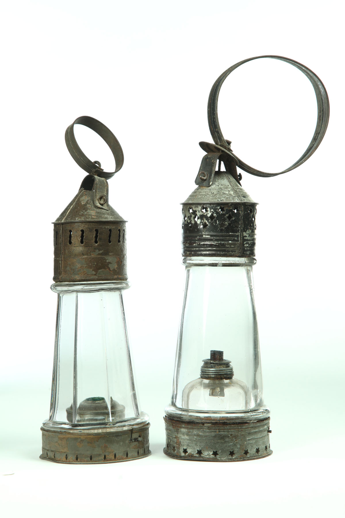 TWO LANTERNS American mid 19th 117015