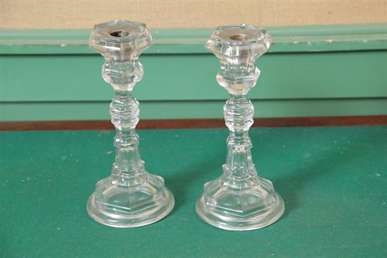 PAIR OF FLINT GLASS CANDLESTICKS.