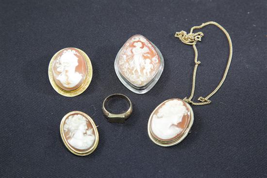 FIVE PIECES OF JEWELRY Four cameo 117356