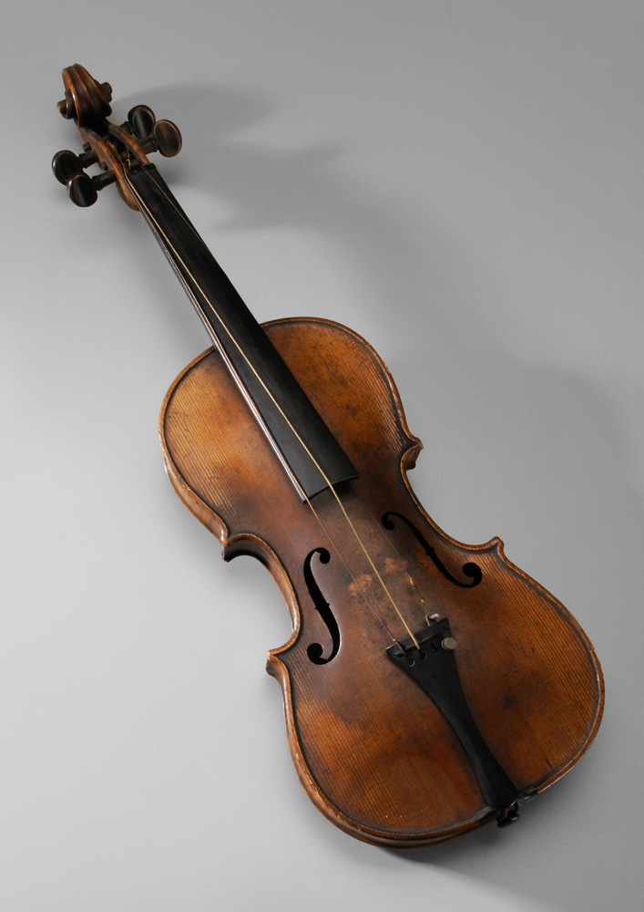 Vintage Violin figured back with inlaid