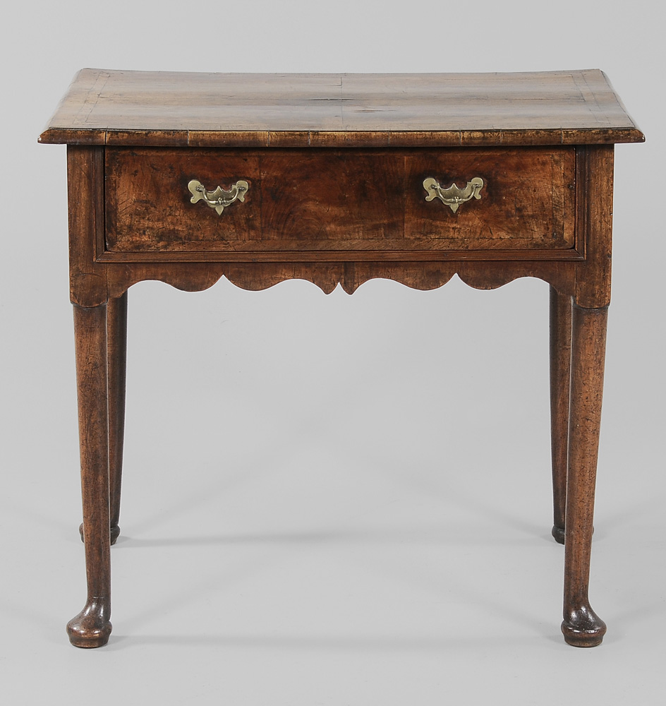 Queen Anne Burlwood Dressing Table 11938b