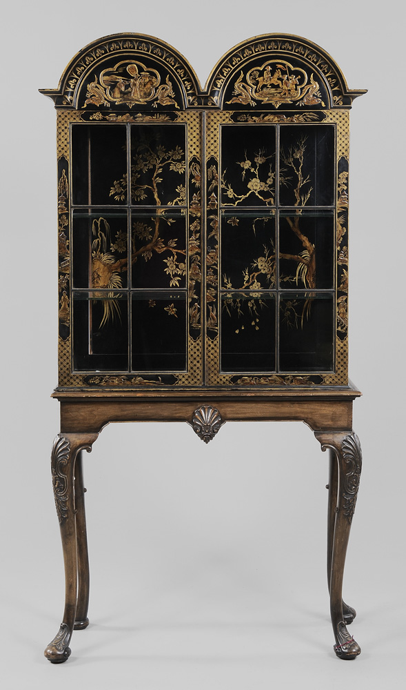 Queen Anne Style Japanned Vitrine
