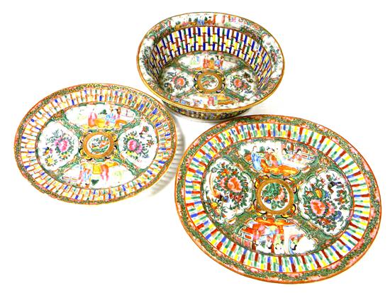 Chinese Export porcelain  three pieces